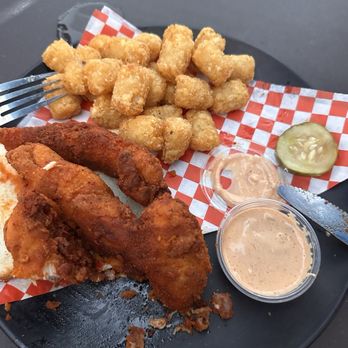 Willie’s Hot Chicken - 3 piece chicken tenders - Southern Near Me - Kailua-Kona, Hawaii