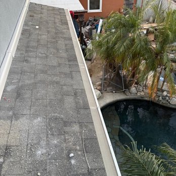 ADS Sheet Metal - Gutter with mesh installed - Gutter Services Near Me - Chatsworth, California