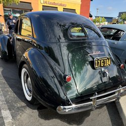 Mountain View Cars and Coffee - Custom Graham