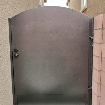 Tiarra Iron Works - All screws lined up straight! - Fences & Gates Near Me - Las Vegas, Nevada Tiarra Iron Works - All screws lined up straight! - Fences & Gates Near Me - Las Vegas, Nevada