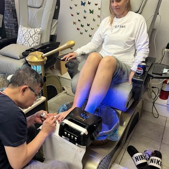 Hollywood Nail - Gel Pedicures spa - Nail Salons Near Me - Redding, California Hollywood Nail - Gel Pedicures spa - Nail Salons Near Me - Redding, California
