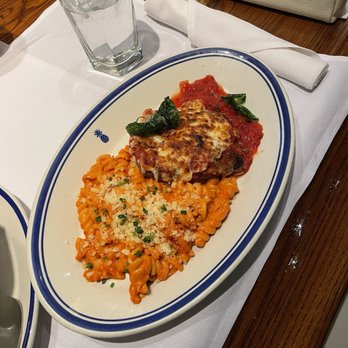 Hudson House - Chicken parm - Bars Near Me - Dallas, Texas Hudson House - Chicken parm - Bars Near Me - Dallas, Texas