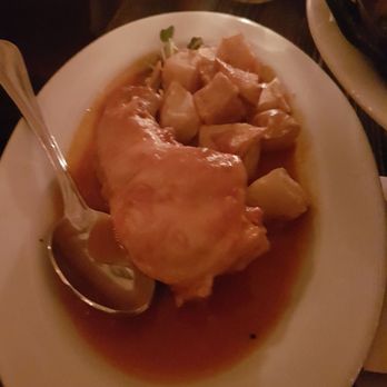 Bodega On Main - Rabbit - Spanish Near Me - Vancouver, British Columbia