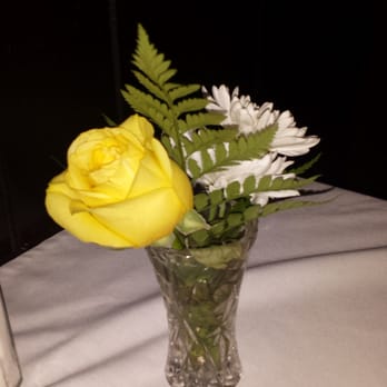Billy's Tap Room & Grill - Fresh rose on table - Seafood Near Me - Ormond Beach, Florida