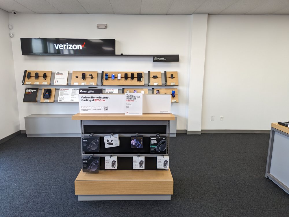 VERIZON Updated June 2024 18 Photos & 14 Reviews 1233 Wantagh Ave