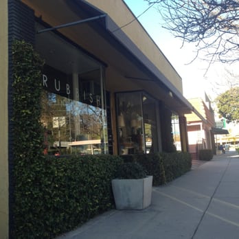 Rubbish Interiors - Welcoming entrance - Interior Design Near Me - Los Angeles, California