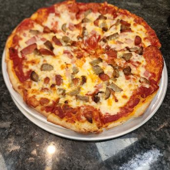 The Hamilton Diner - Meatlover's Pizza - Diners Near Me - Seekonk, Massachusetts The Hamilton Diner - Meatlover's Pizza - Diners Near Me - Seekonk, Massachusetts