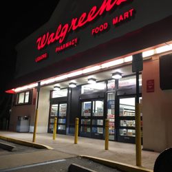 Walgreens - The smallest Walgreens around :-)