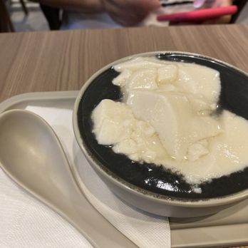 Honeymoon Dessert - Sesame soup and bean curd - Desserts Near Me - Markham, Ontario