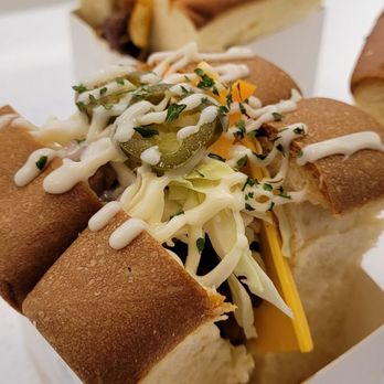 Gold Miss - three hot dogs in a box - Bubble Tea Near Me - Honolulu, Hawaii