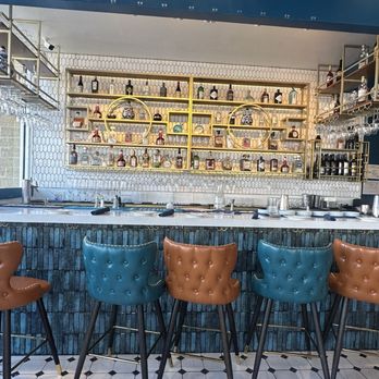 The Bloom Lounge - Bar - Breakfast & Brunch Near Me - Plano, Texas