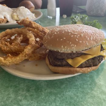 Hunter House Cafe - Hunter House Cafe - Super Burger with Cheese - American Near Me - Ingram, Texas Hunter House Cafe - Hunter House Cafe - Super Burger with Cheese - American Near Me - Ingram, Texas