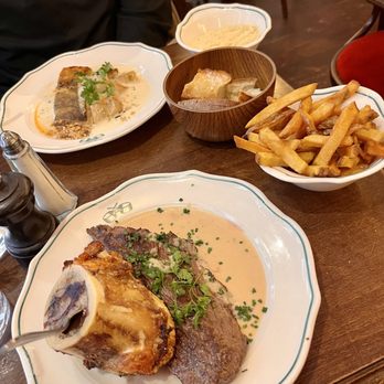 Cafe Ventura - Cafes Near Me - Paris, 75
