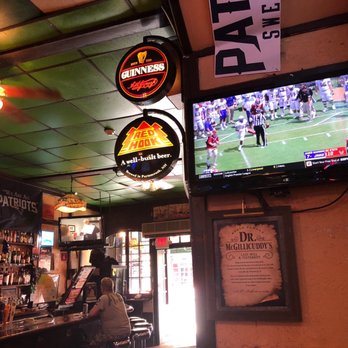 The Tam - Dive Bars Near Me - Boston, Massachusetts