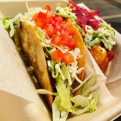 Uno Más Street Tacos + Spirits by null