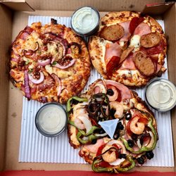 Boston Pizza - Pizza Flight - Royal Hawaiian, The Meteor, and Boston Royal. Delicious and a wonderful way to try a variety of flavors! (June 2022)