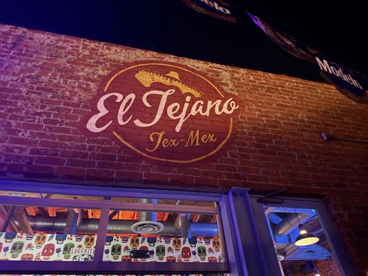 El Tejano by null