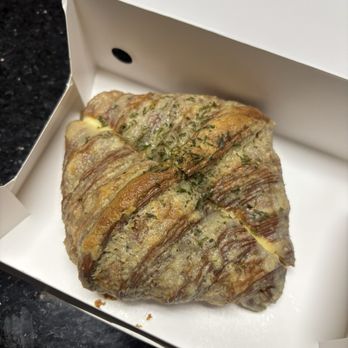 Cremcrittos - Bakeries Near Me - McKinney, Texas