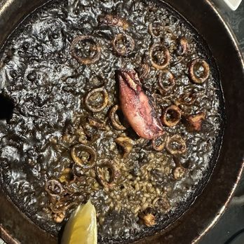 My Way Lounge Restaurante - Black Ink seafood paella - Spanish Near Me - Barcelona, B My Way Lounge Restaurante - Black Ink seafood paella - Spanish Near Me - Barcelona, B