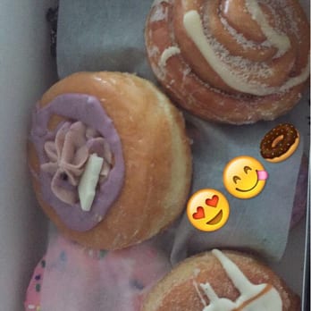 Mojo Donuts - Half a dozen - Donuts Near Me - Pembroke Pines, Florida Mojo Donuts - Half a dozen - Donuts Near Me - Pembroke Pines, Florida