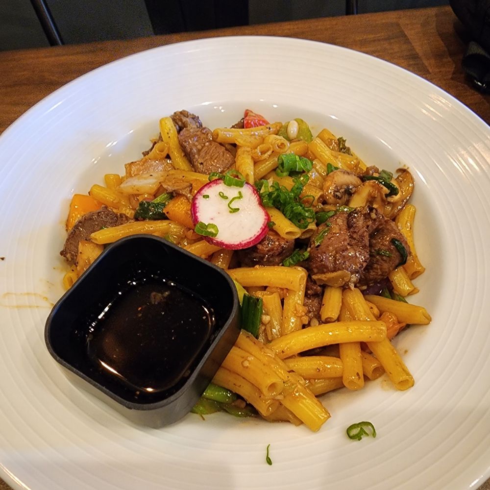 OMELI Kitchen - Macaroni w/ Filet Mignon - Vietnamese Near Me - Fullerton, California OMELI Kitchen - Macaroni w/ Filet Mignon - Vietnamese Near Me - Fullerton, California