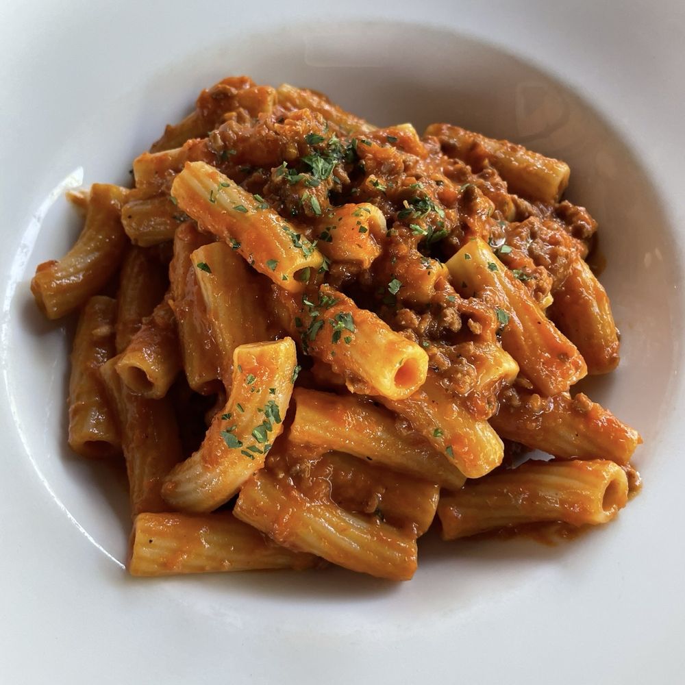 Il Fornello - Rigatoni bolognese - Italian Near Me - Oakville, Ontario Il Fornello - Rigatoni bolognese - Italian Near Me - Oakville, Ontario