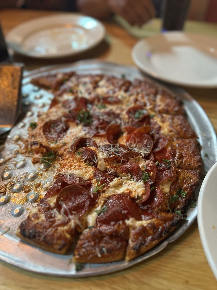 Old Chicago Pizza + Taproom