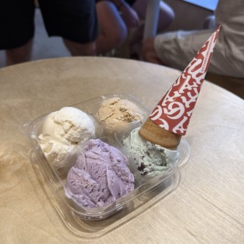 Please Come Again - Flight of ice cream with kona snow, Vietnamese coffee, ube crush, shiso mint - Ice Cream & Frozen Yogurt Near Me - Kailua, Hawaii Please Come Again - Flight of ice cream with kona snow, Vietnamese coffee, ube crush, shiso mint - Ice Cream & Frozen Yogurt Near Me - Kailua, Hawaii