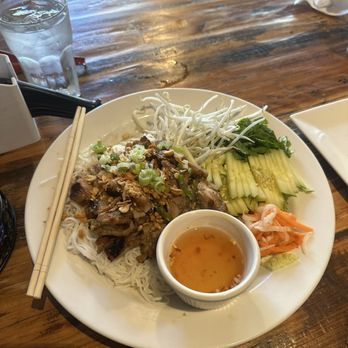 Saigon Rolls - 22 Bún Gà Nuong (Lemongrass Chicken) - Vietnamese Near Me - Alexandria, Virginia