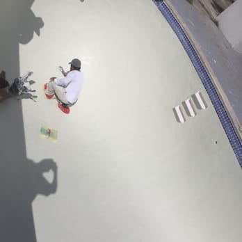 Universal Pool Service - Pool plastering - Pool Cleaners Near Me - Apple Valley, California