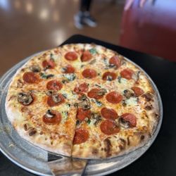 Stumpy's New York Style Pizza - Our dinner