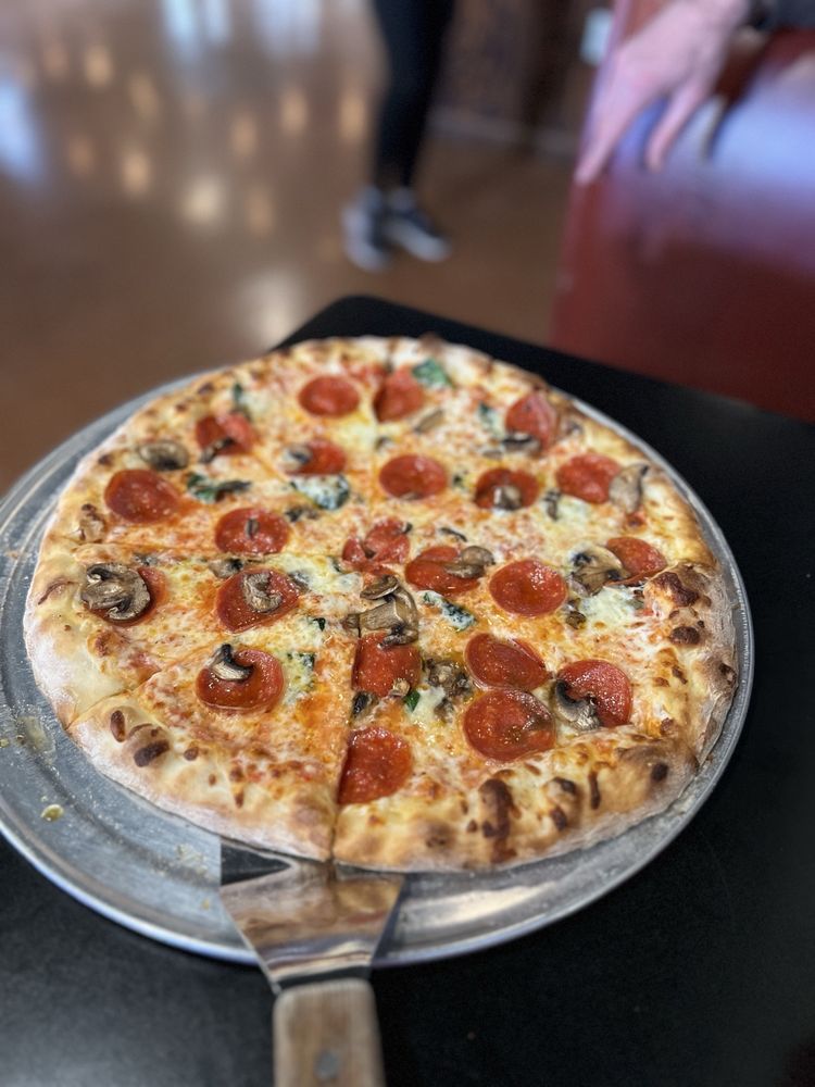 Stumpy Rock STUMPY’S NEW YORK STYLE PIZZA - Updated July 2026 - 136 Photos & 199 ...