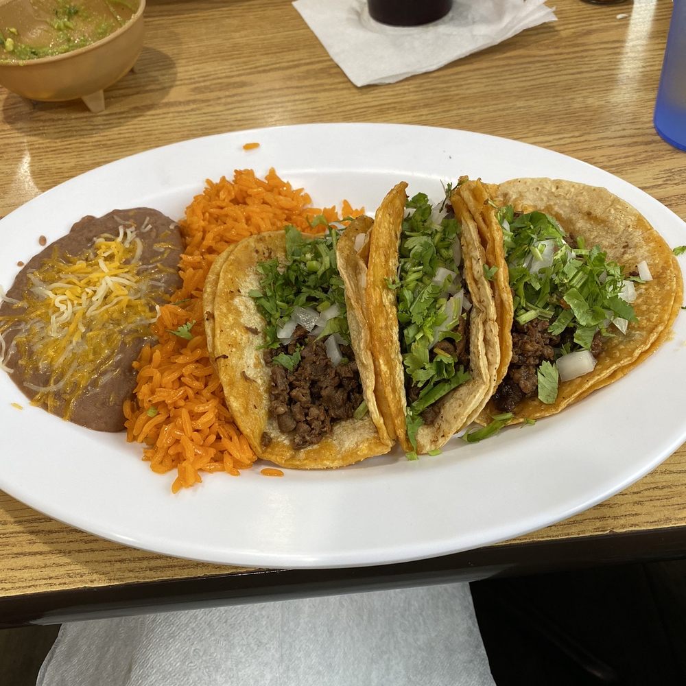El Paraiso - Beef tacos with beans and rice - Mexican Near Me - South Haven, Michigan