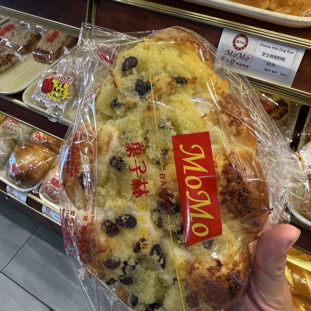 Momo Bakery - Raisin coconut - Bakeries Near Me - Monterey Park, California