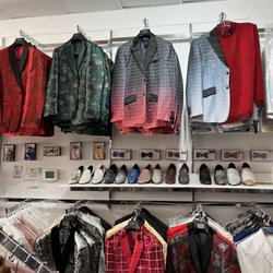 Suit City - Amazing men's jackets!