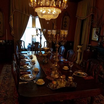Brunswick Manor - Dining room - Hotels Near Me - Brunswick, Georgia
