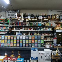 Meriden Liquor Mart