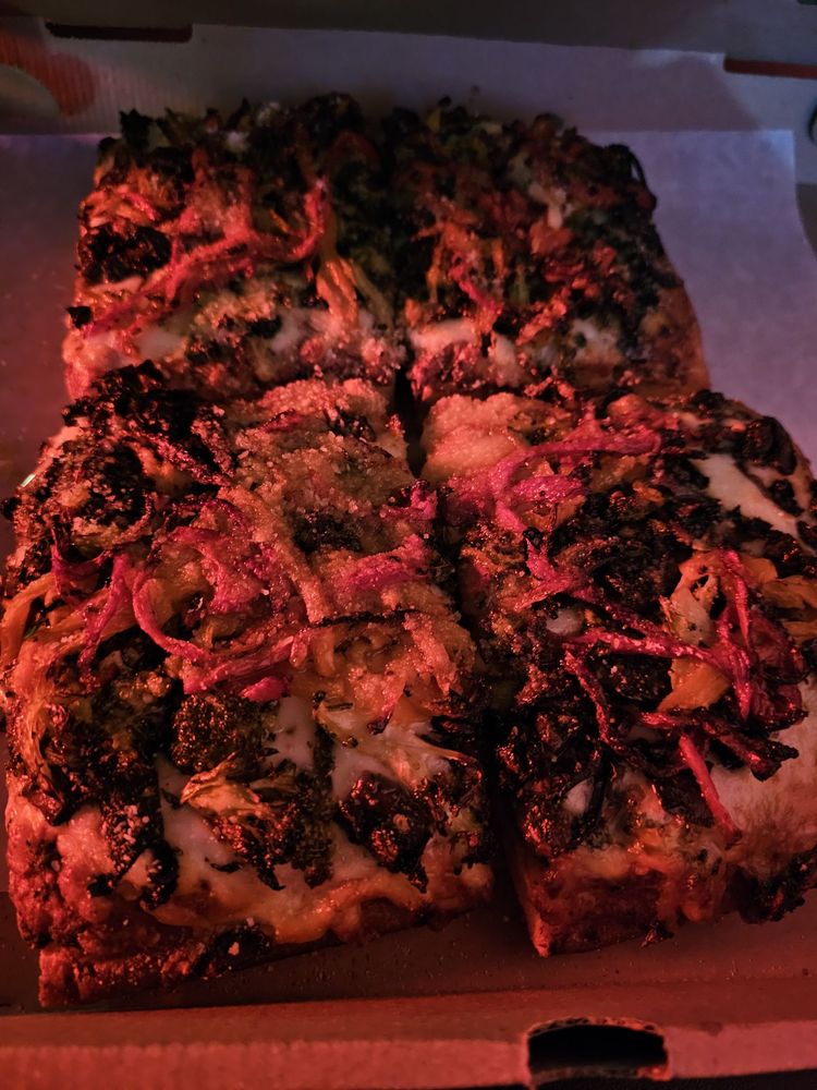 Food from Stoned Pizza