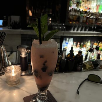 The Library Bar - Cocktail Bars Near Me - Philadelphia, Pennsylvania The Library Bar - Cocktail Bars Near Me - Philadelphia, Pennsylvania