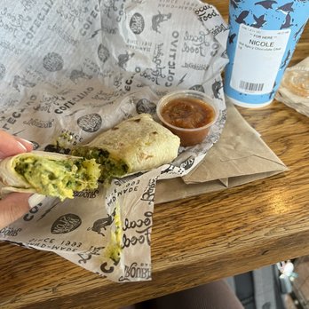 Colectivo Coffee Lakefront - Veggie Pesto Burrito and Hot Spicy Chocolate Chai - Coffee & Tea Near Me - Milwaukee, Wisconsin Colectivo Coffee Lakefront - Veggie Pesto Burrito and Hot Spicy Chocolate Chai - Coffee & Tea Near Me - Milwaukee, Wisconsin