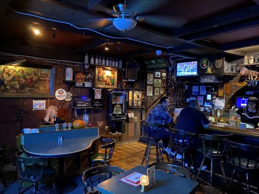 The Red Lion Tavern by null