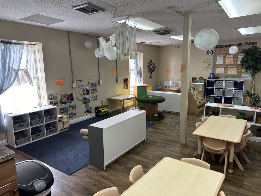 Oak Leaf School - childcare center in Fayetteville, GA