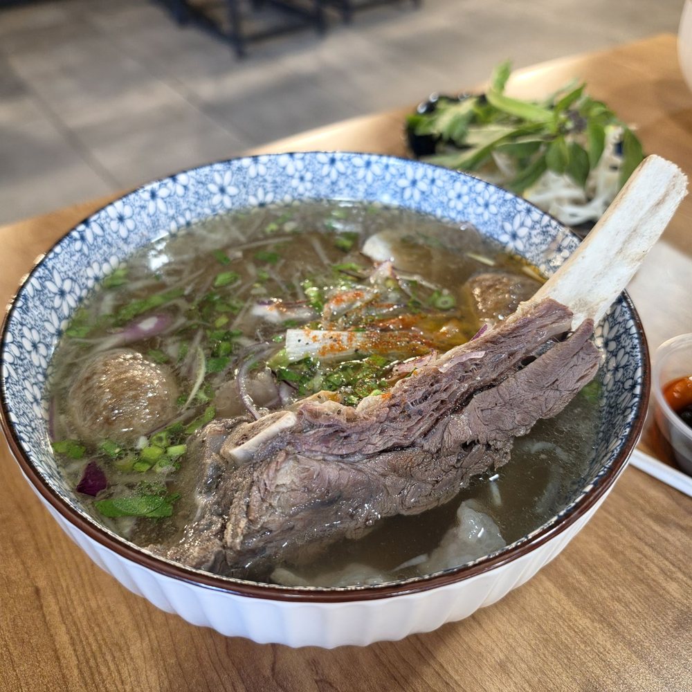 Me’s Kitchen - Vietnamese Near Me - Sacramento, California