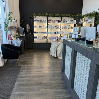 Spark Salon - Reception - Hair Salons Near Me - Wayland, Massachusetts Spark Salon - Reception - Hair Salons Near Me - Wayland, Massachusetts