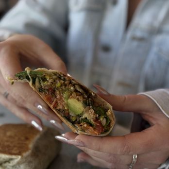 The Hive - Superfood Eats - Cafes Near Me - Los Angeles, California
