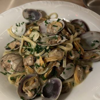 Mother Wolf - LINGUINE ALLE VONGOLE - Pizza Near Me - Las Vegas, Nevada Mother Wolf - LINGUINE ALLE VONGOLE - Pizza Near Me - Las Vegas, Nevada