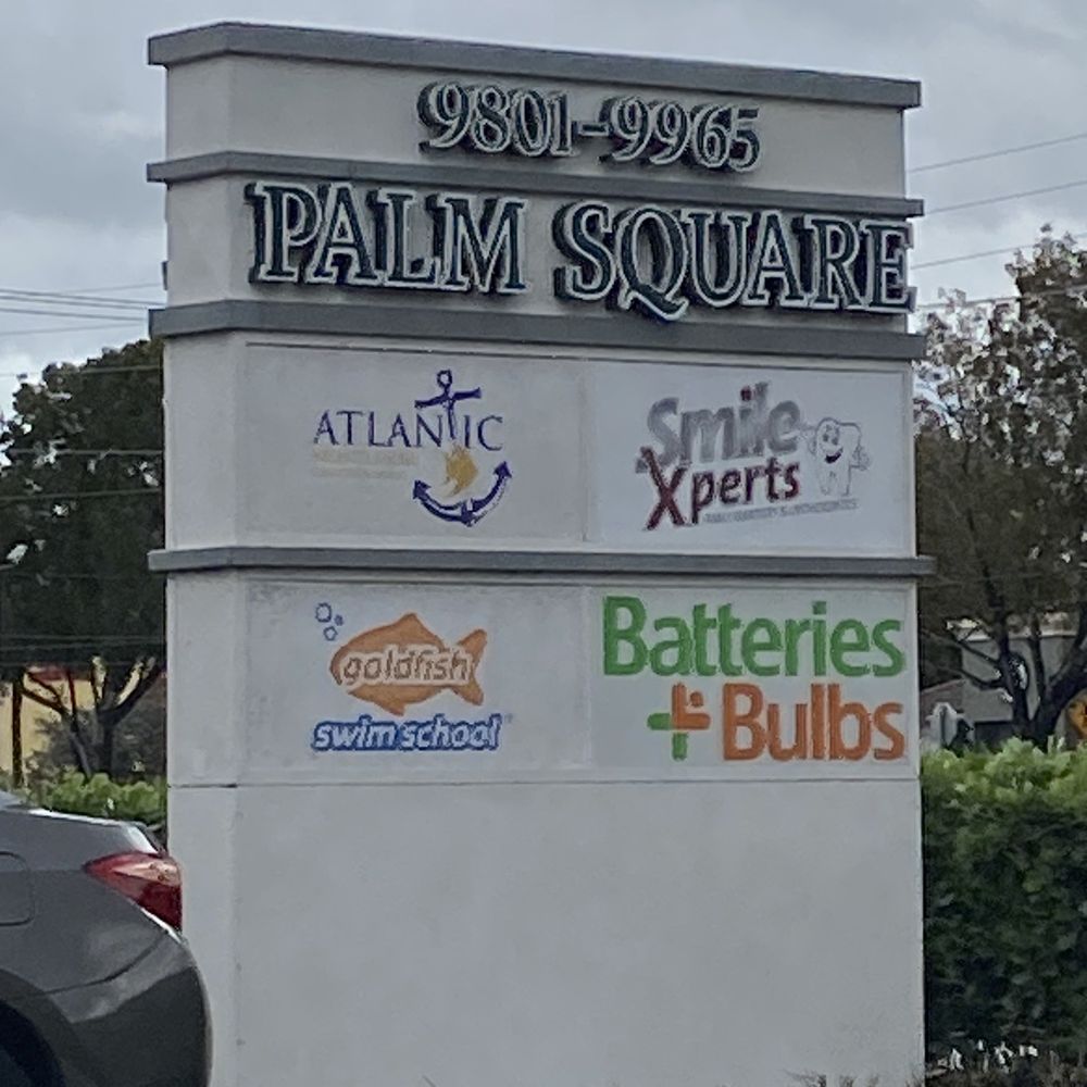 Palm Square Plaza - Street sign - Shopping Centers Near Me - Pembroke Pines, Florida Palm Square Plaza - Street sign - Shopping Centers Near Me - Pembroke Pines, Florida