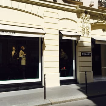 Chanel - Cosmetics & Beauty Supply Near Me - Paris, 75 Chanel - Cosmetics & Beauty Supply Near Me - Paris, 75