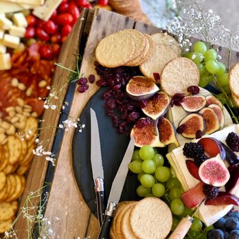 Stylish EATS - A snap shot of one of our Table Feats - Caterers Near Me Stylish EATS - A snap shot of one of our Table Feats - Caterers Near Me