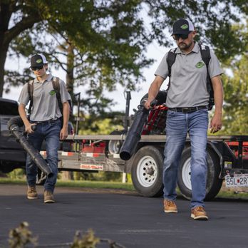 Epic Lawns - Epic Lawns LLC - Lawn Care and Maintenance - Lawn Services Near Me Epic Lawns - Epic Lawns LLC - Lawn Care and Maintenance - Lawn Services Near Me